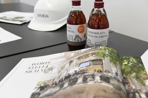 entering_into_dialogue_country_farm_quarter_info_event