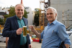 milestone_base_slap_grill_party_living_in_st_gotthard