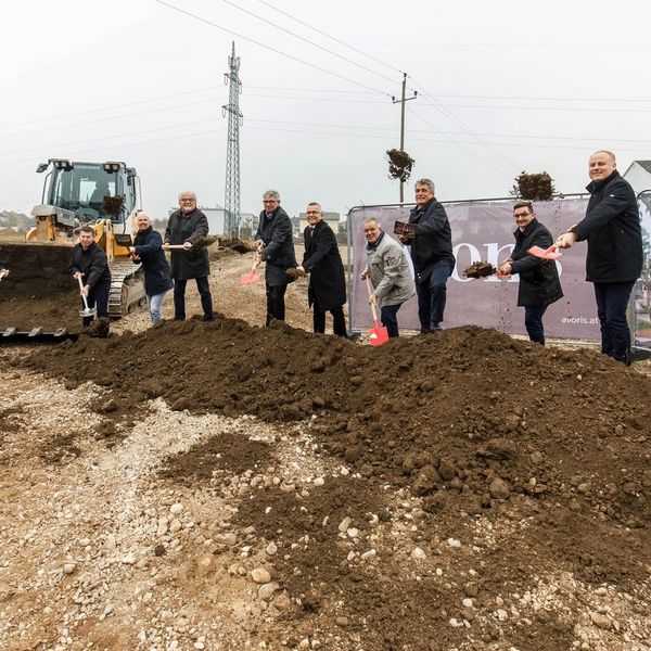 breaking_ground_in_traun_dionysius_neighborhood_center_weidfeld