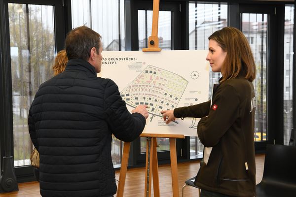 entering_into_dialogue_country_farm_quarter_info_event