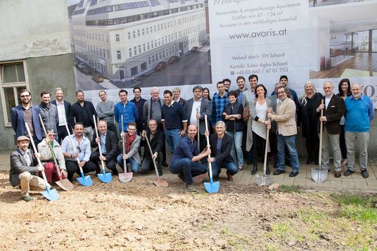 best_of_building_the_victoria_groundbreaking_beginnings