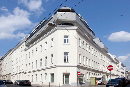 best_of_building_the_victoria_completion