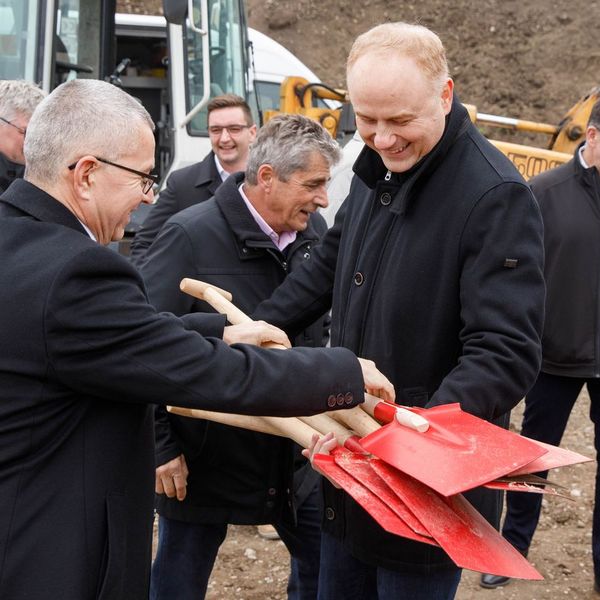 breaking_ground_in_traun_dionysius_neighborhood_center_weidfeld